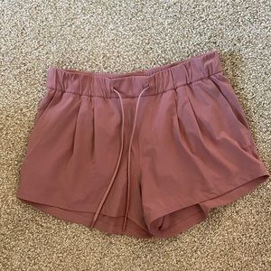 Lululemon Stroll at Sundown